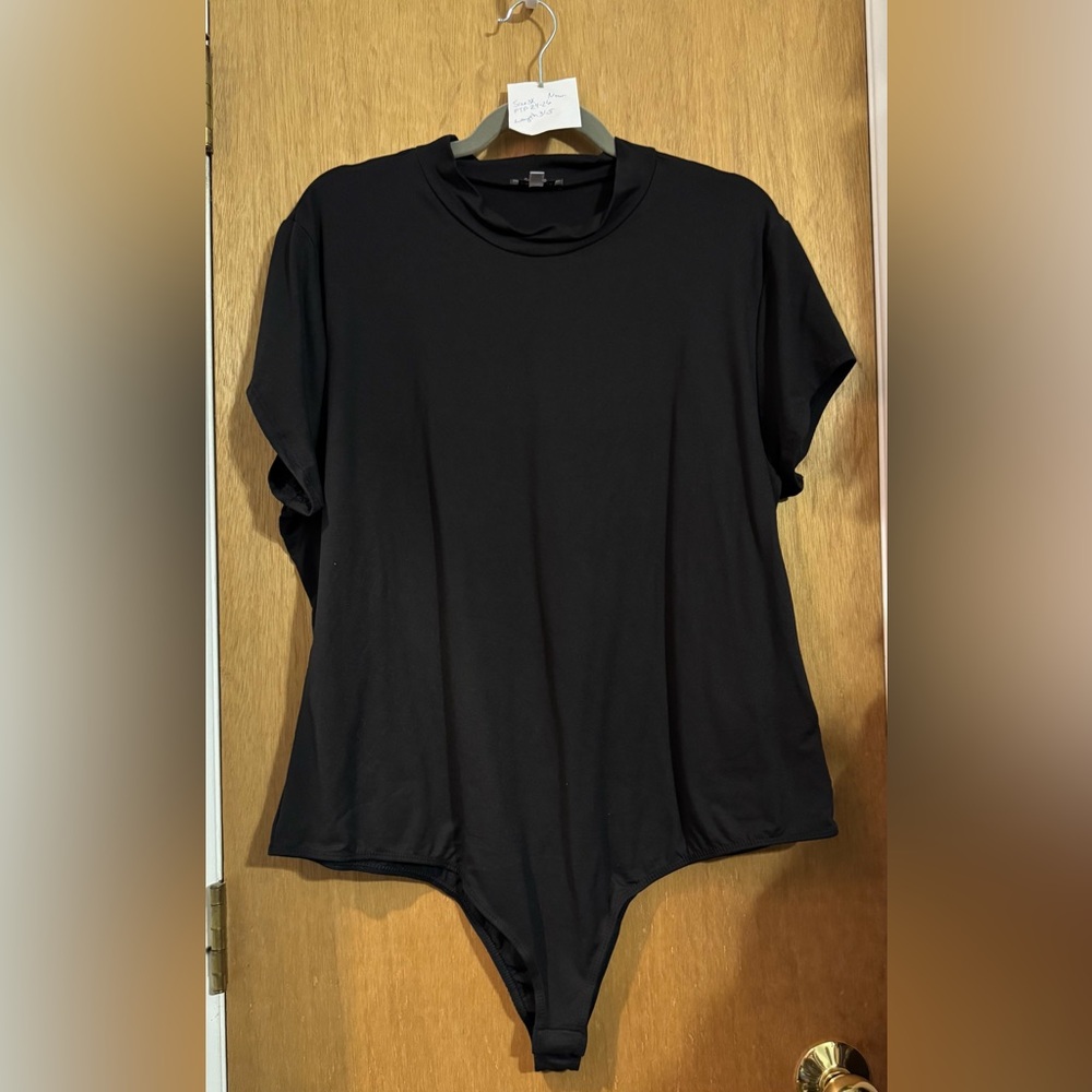 White Birch Elegant Black Short Sleeve Bodysuit, Size 3X
